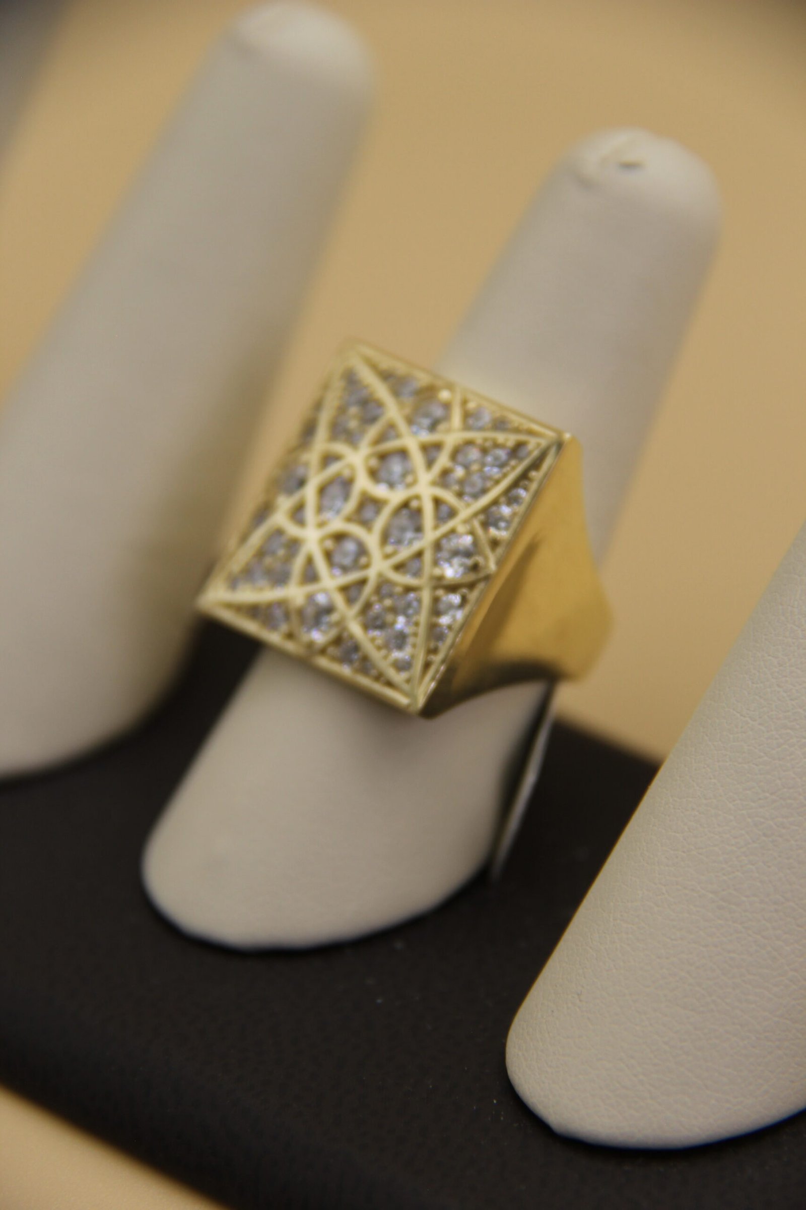 Square Rosette For Men 10k - Image 3