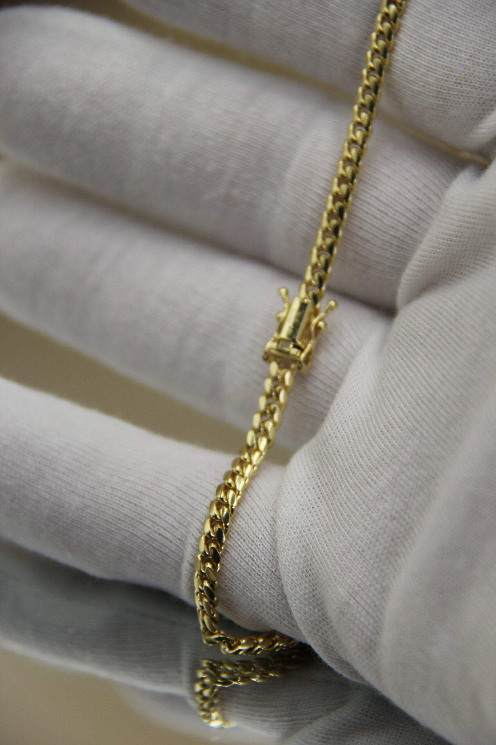 Cubalink 10k Bracelet - Image 2