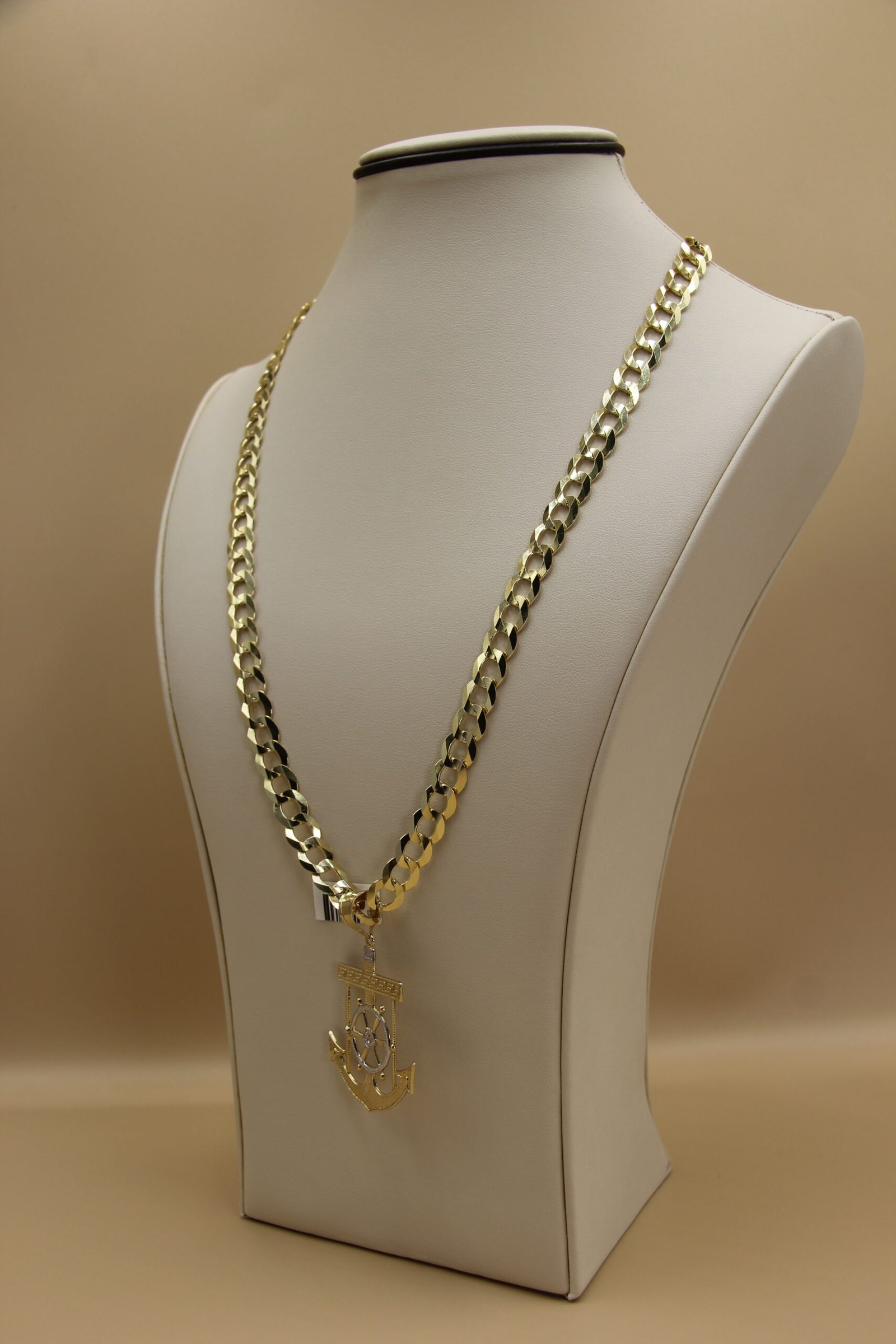 Hammered Chain With Anchor 10k - Image 4
